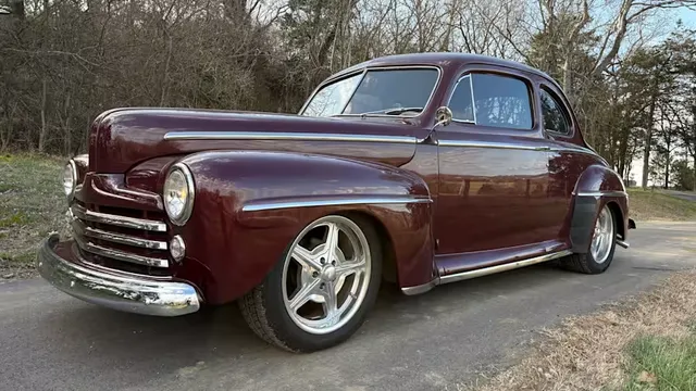 1948 Ford Super Deluxe Coupe