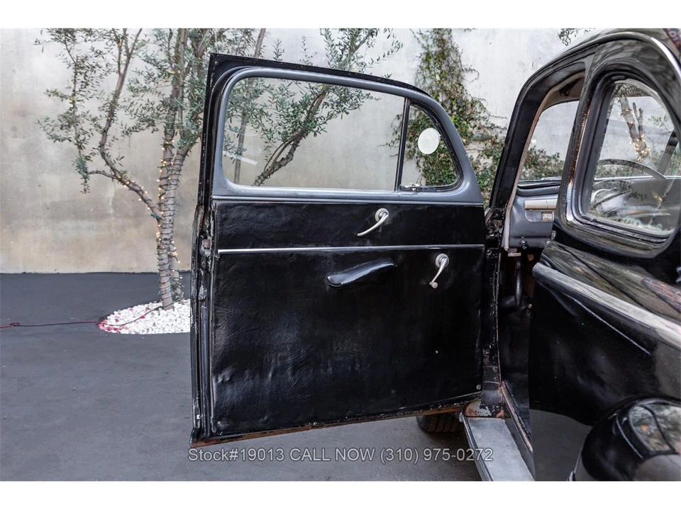 1948 Ford Standard & Deluxe & Super Deluxe - Image 13 of 31