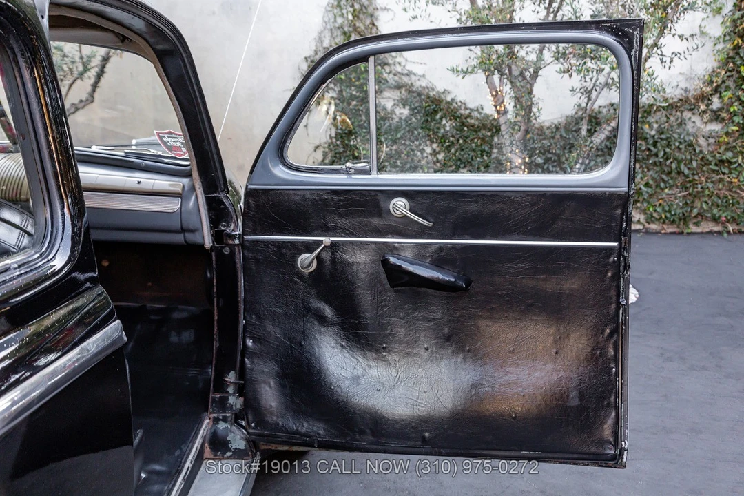 1948 Ford Standard & Deluxe & Super Deluxe - Image 24 of 31