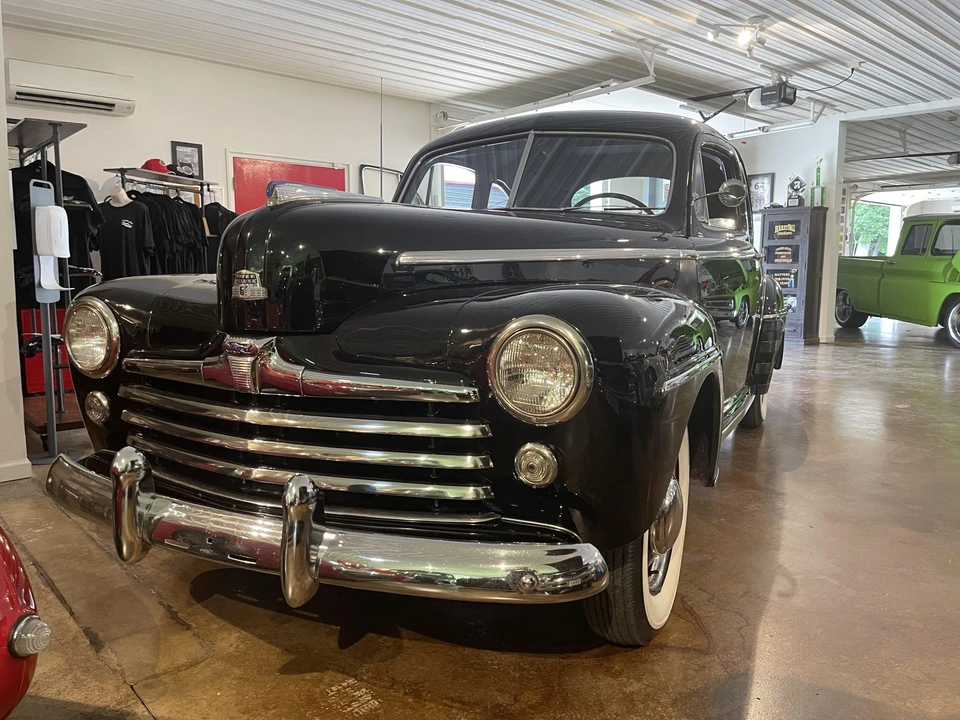 1948 Ford Standard & Deluxe & Super Deluxe - Image 4 of 31