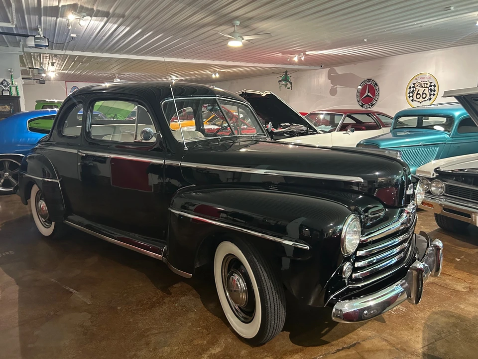 1948 Ford Standard & Deluxe & Super Deluxe - Image 5 of 31