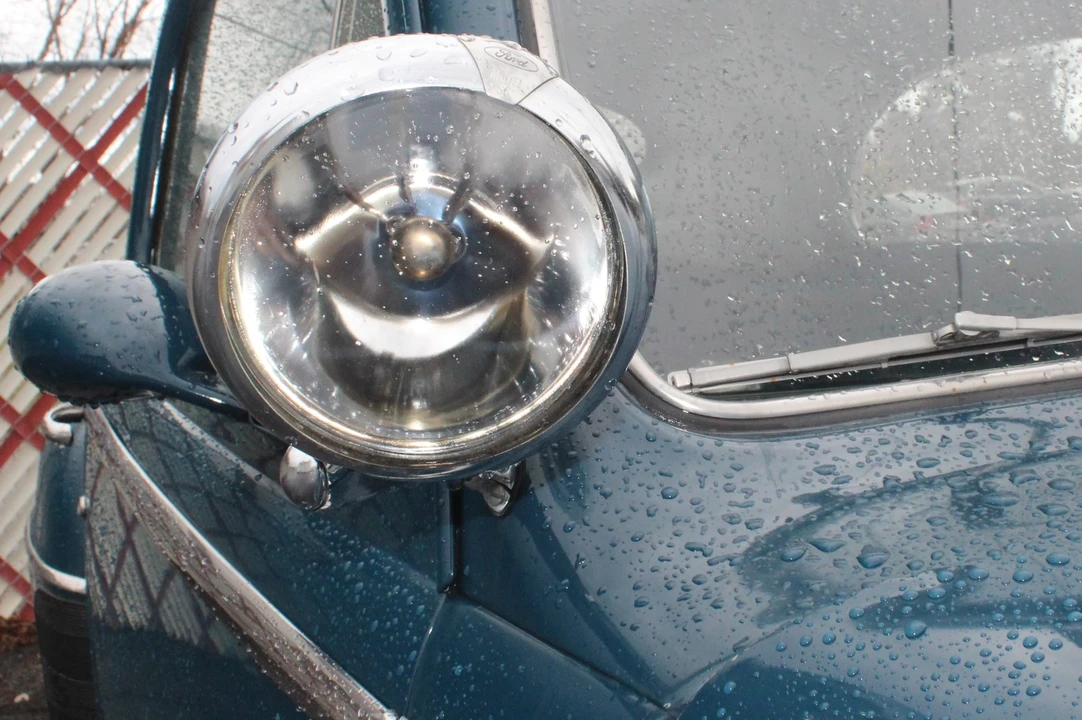 1948 Ford Standard & Deluxe & Super Deluxe - Image 17 of 31