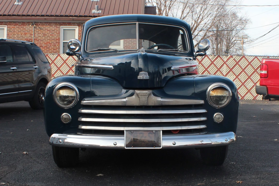 1948 Ford Standard & Deluxe & Super Deluxe - Image 4 of 31