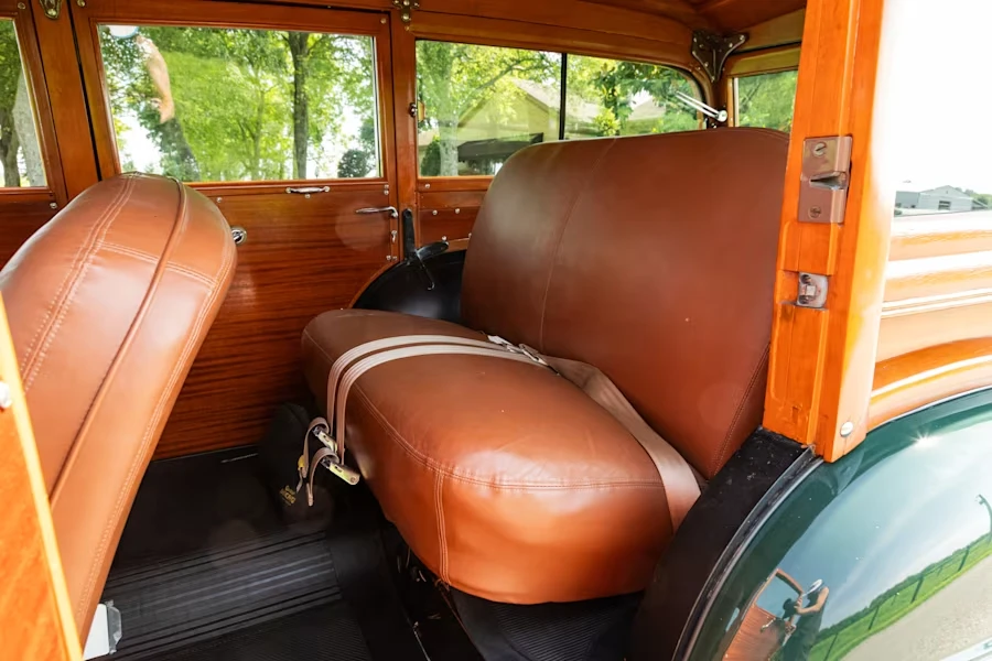 1948 Ford Standard & Deluxe & Super Deluxe - Image 30 of 31