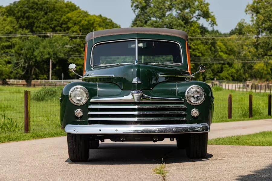 1948 Ford Standard & Deluxe & Super Deluxe - Image 4 of 31