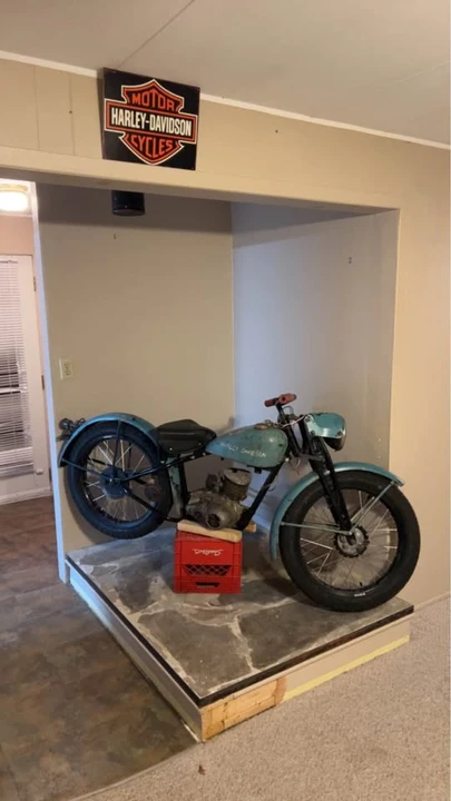 1948 Harley-Davidson Small Twin Flathead - Image 2 of 2