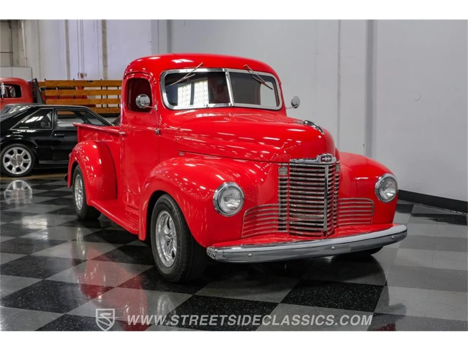 1948 International - Image 17 of 31