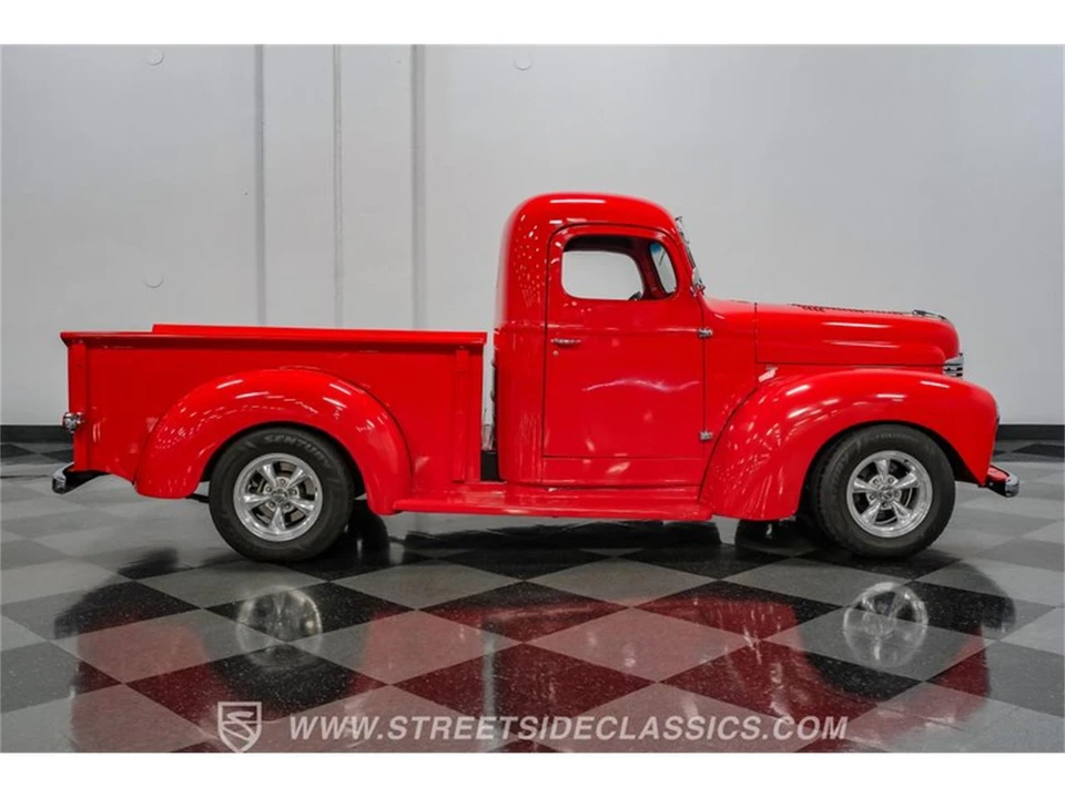 1948 International - Image 14 of 31