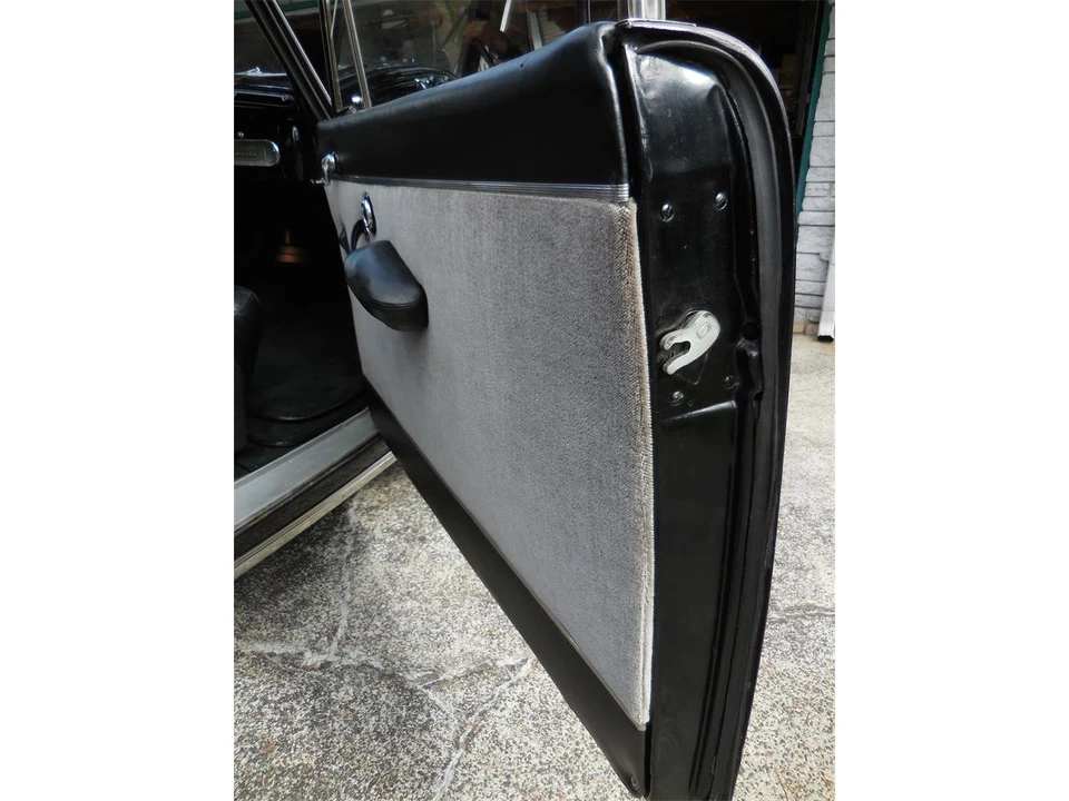 1948 Lincoln Continental 1st Gen - Image 9 of 31