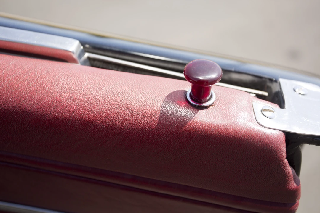 1948 Lincoln Continental 1st Gen - Image 11 of 31