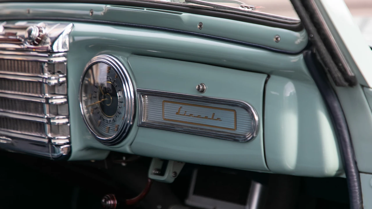 1948 Lincoln Continental 1st Gen - Image 11 of 16