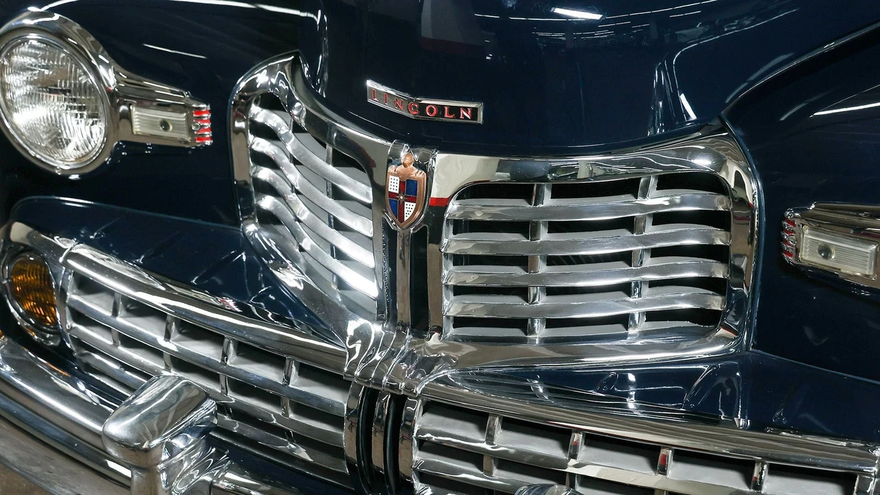 1948 Lincoln Continental 1st Gen - Image 15 of 31