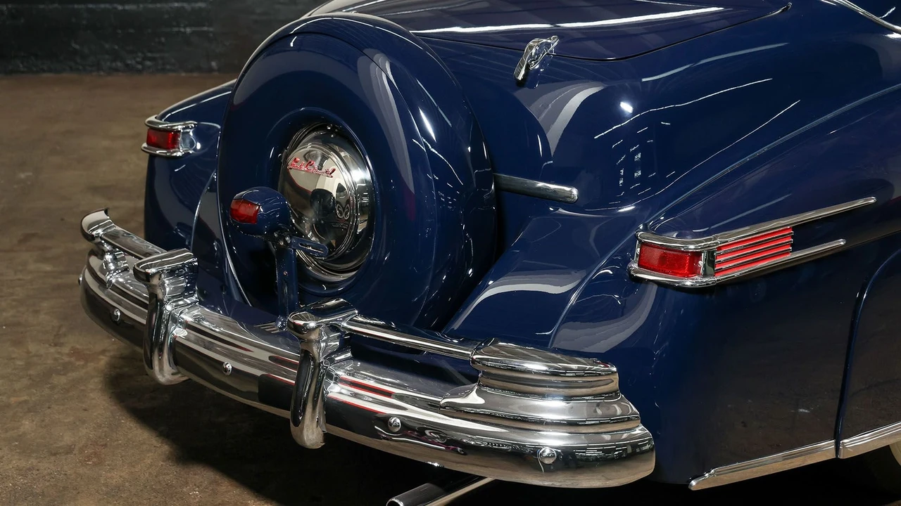1948 Lincoln Continental 1st Gen - Image 18 of 31
