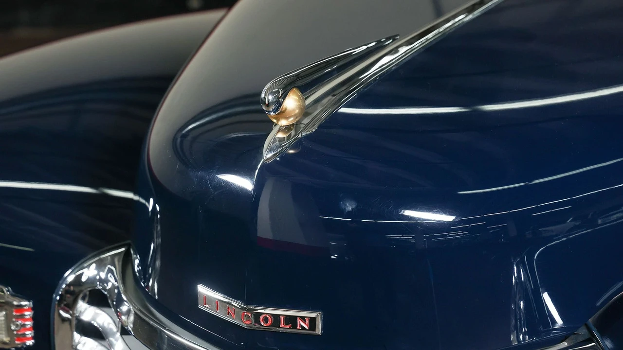1948 Lincoln Continental 1st Gen - Image 12 of 31