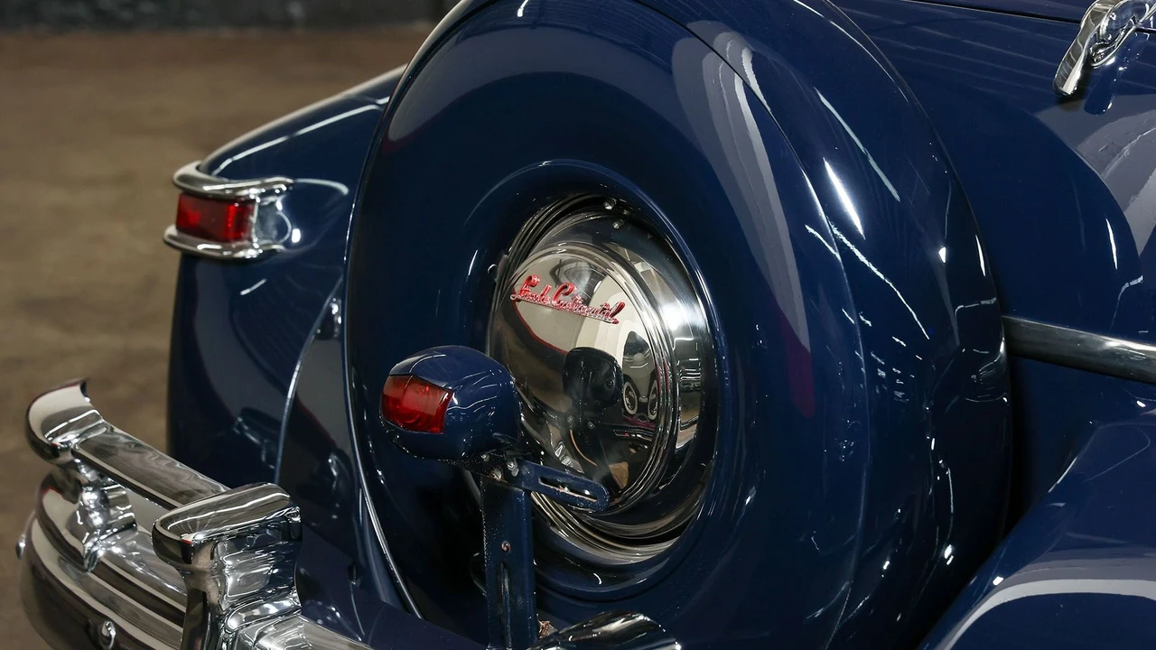 1948 Lincoln Continental 1st Gen - Image 24 of 31