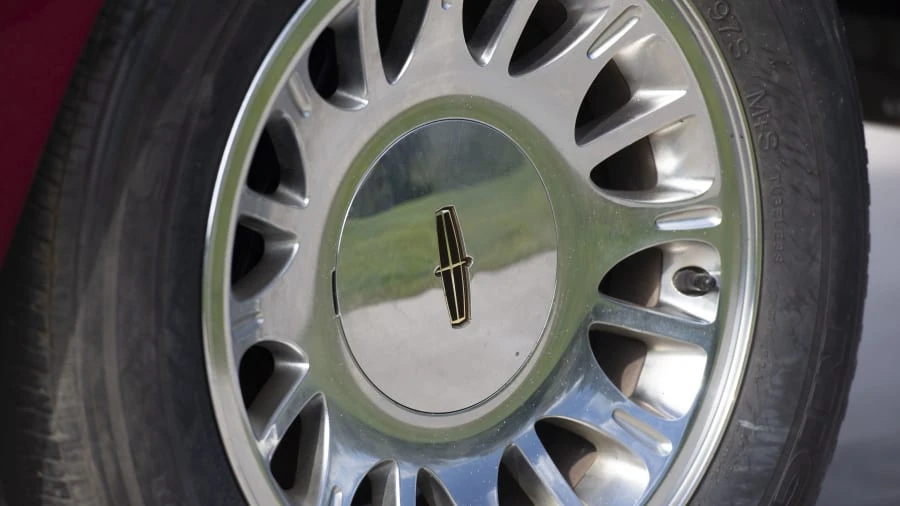1948 Lincoln Continental 1st Gen - Image 9 of 13