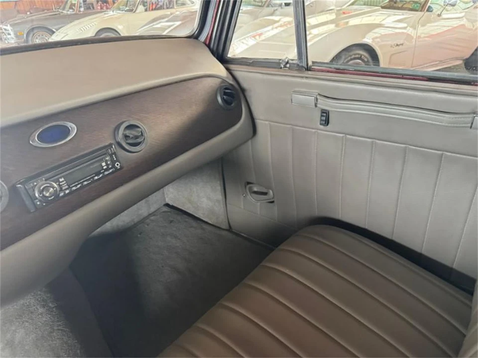 1948 Lincoln Continental 1st Gen - Image 11 of 15