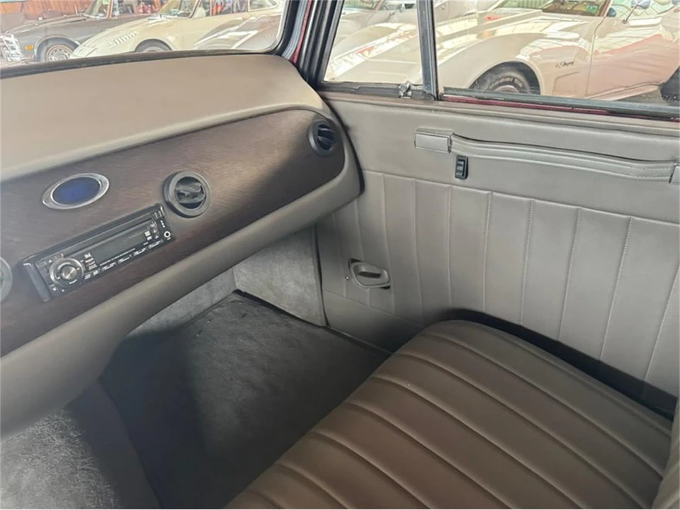 1948 Lincoln Continental 1st Gen - Image 11 of 30
