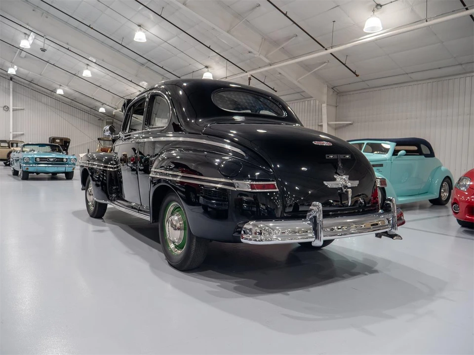 1948 Mercury Eight - Image 5 of 28