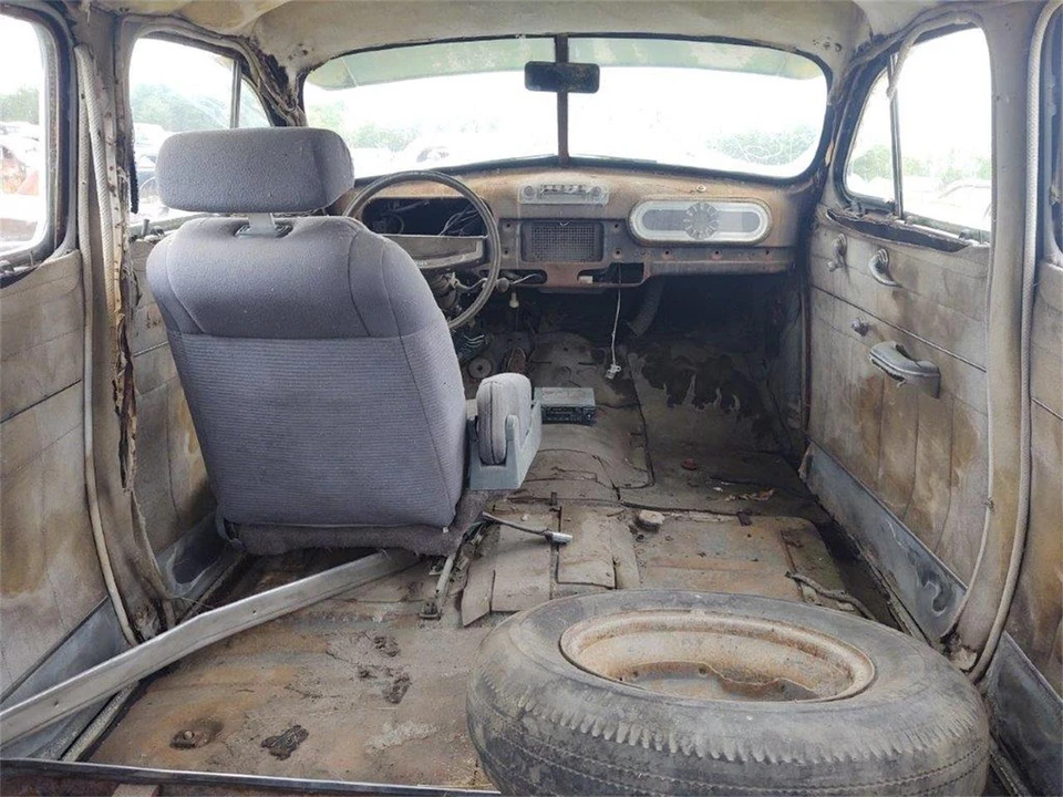 1948 Oldsmobile - Image 7 of 9