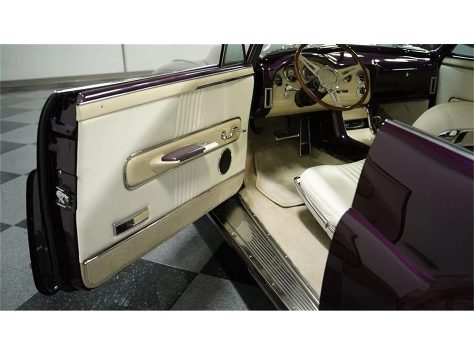 1948 Oldsmobile - Image 29 of 31