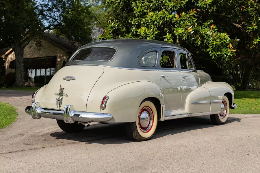 1948 Oldsmobile - Image 3 of 31
