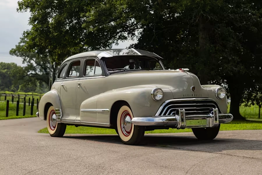 1948 Oldsmobile - Image 6 of 31