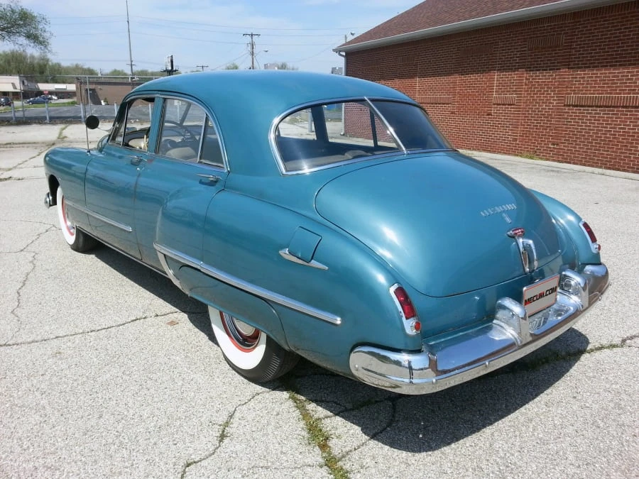 1948 Oldsmobile 98 - Image 3 of 8