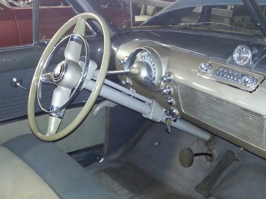1948 Oldsmobile 98 - Image 4 of 8