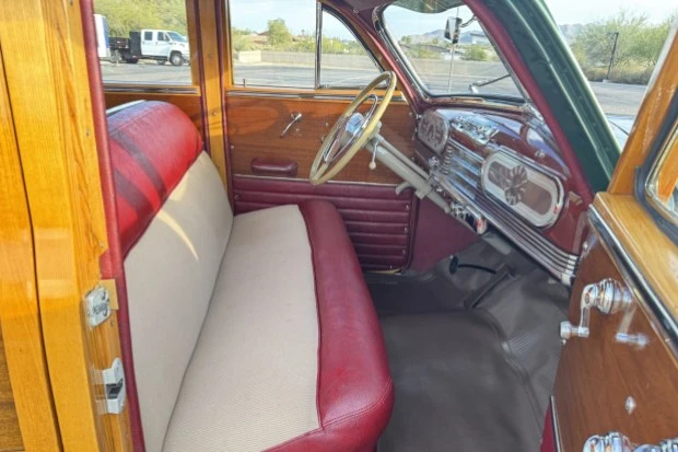 1948 Oldsmobile - Image 4 of 7