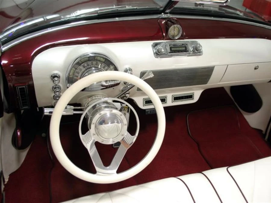 1948 Oldsmobile 98 - Image 3 of 10