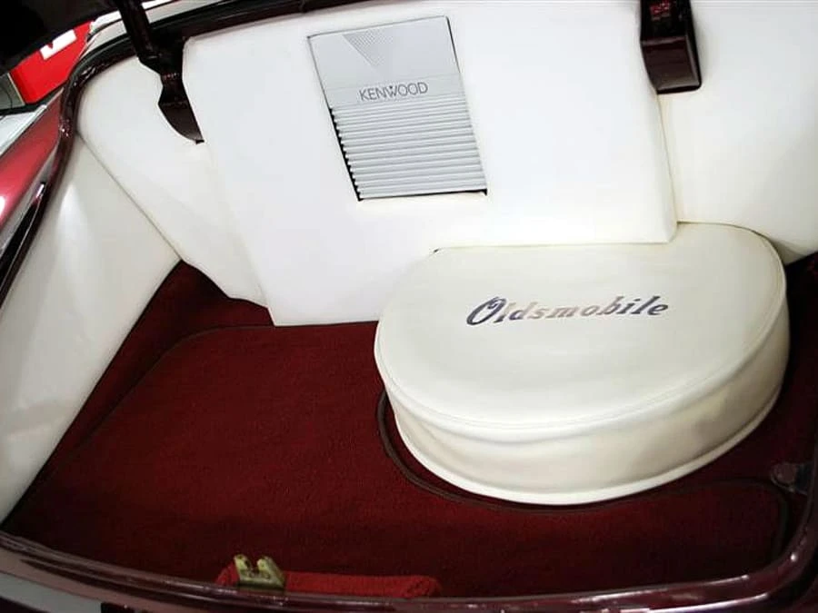 1948 Oldsmobile 98 - Image 7 of 10