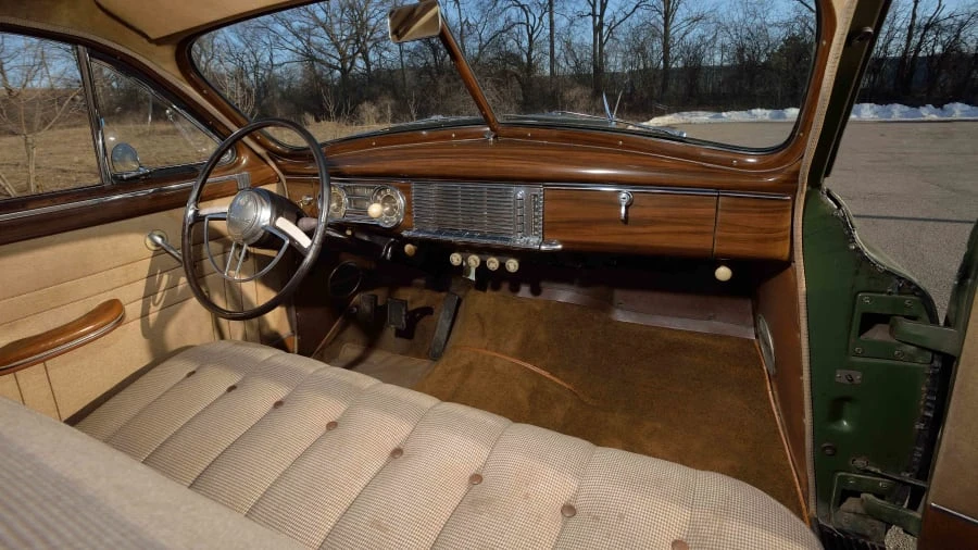 1948 Packard Eight - Image 5 of 12