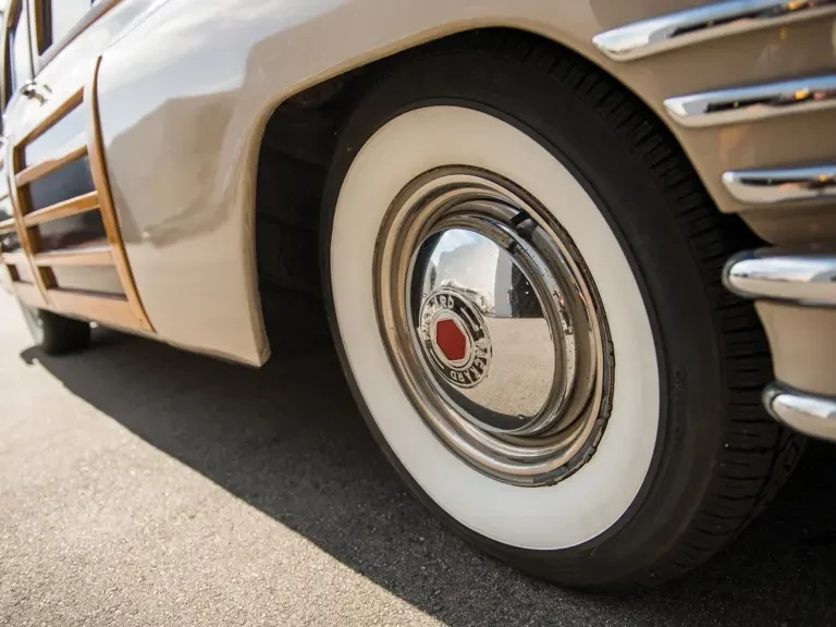 1948 Packard Eight - Image 15 of 27