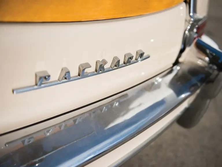 1948 Packard Eight - Image 9 of 27