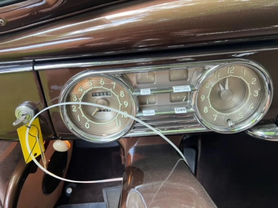 1948 Packard Eight - Image 6 of 12