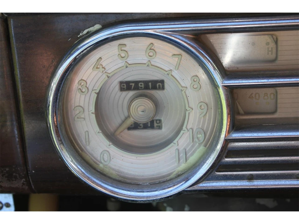 1948 Packard - Image 18 of 31