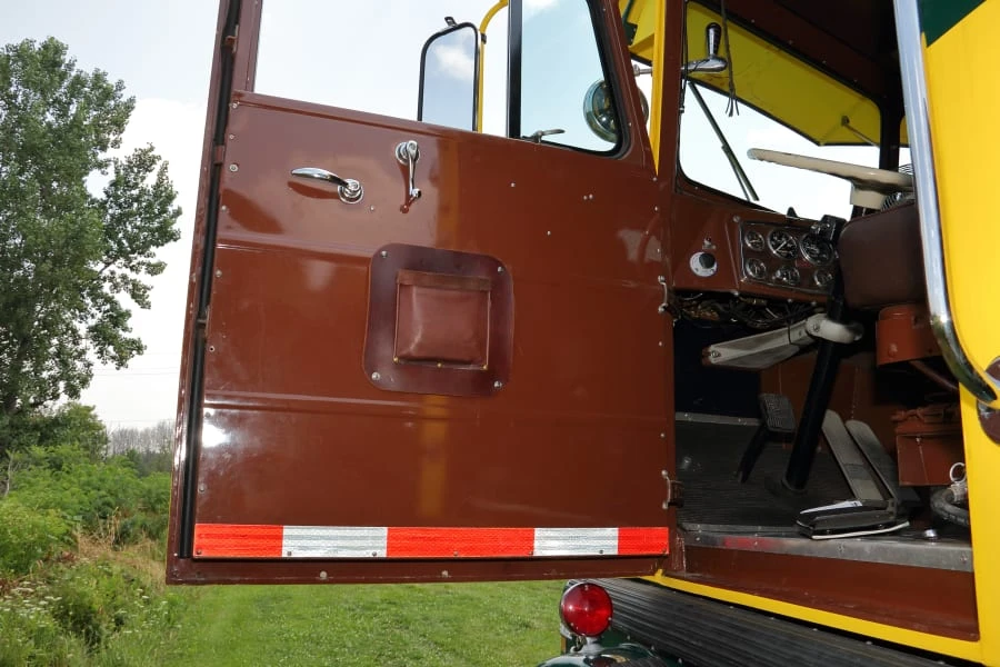 1948 Peterbilt - Image 28 of 31
