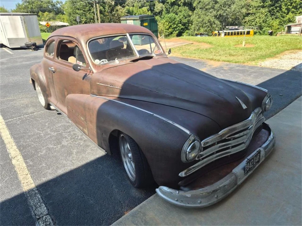 1948 Pontiac - Image 2 of 15
