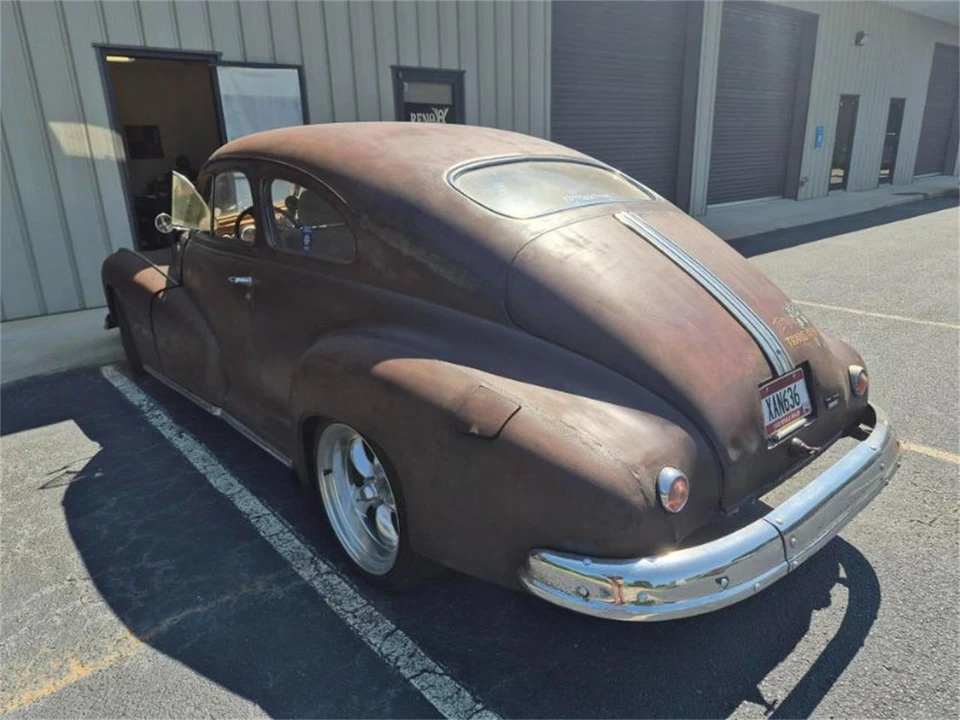1948 Pontiac - Image 4 of 15
