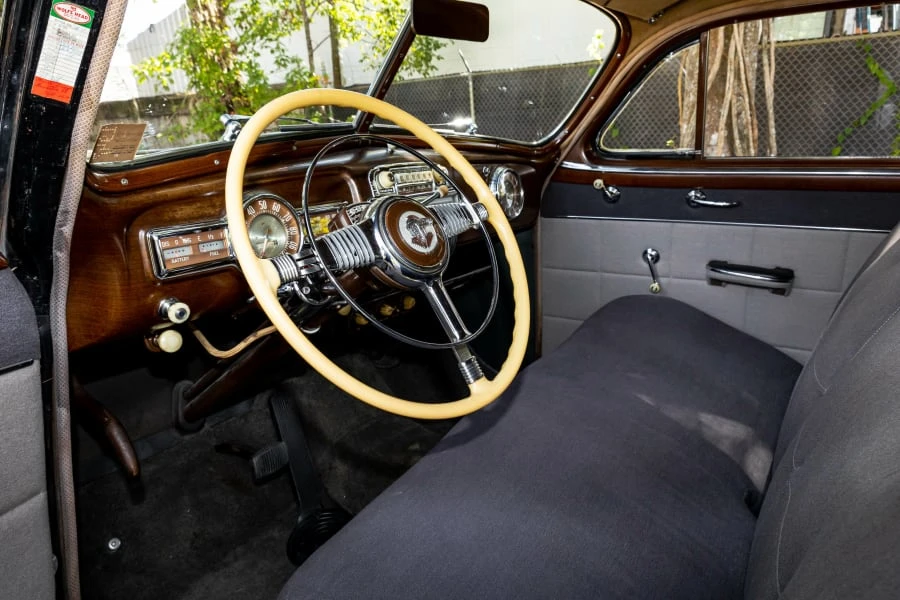 1948 Pontiac - Image 5 of 22