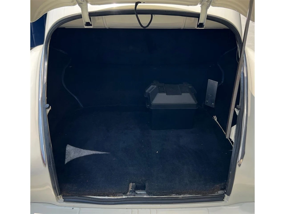 1948 Pontiac - Image 18 of 31