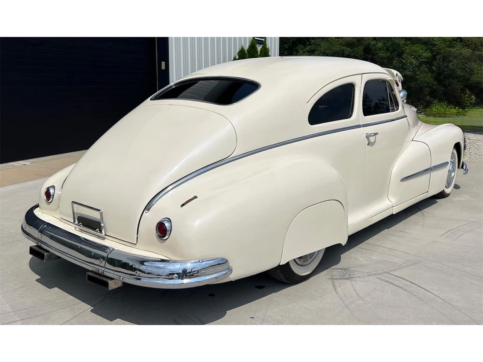 1948 Pontiac - Image 6 of 31