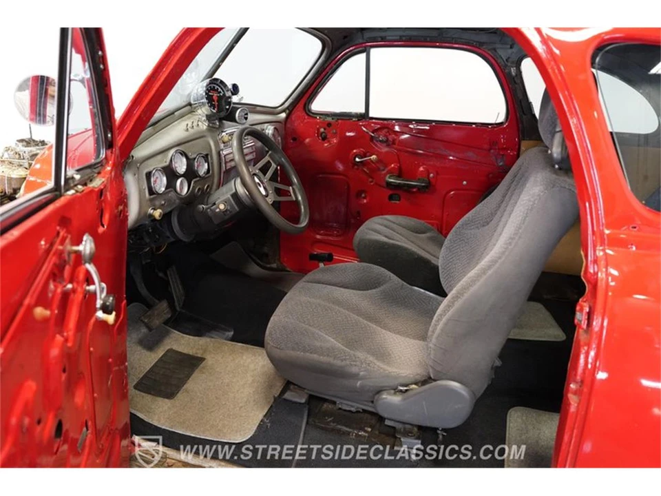 1948 Pontiac - Image 3 of 31