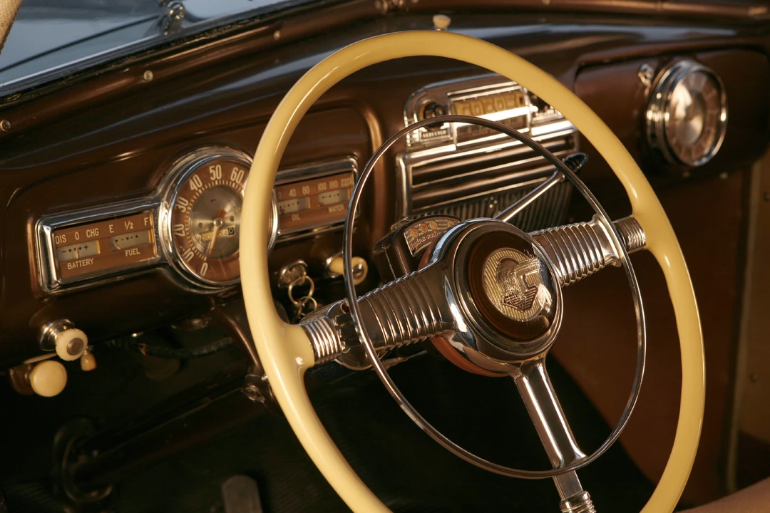 1948 Pontiac - Image 9 of 12