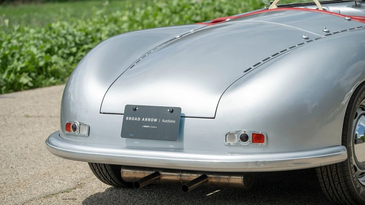 1948 Porsche 356 Pre-A - Image 16 of 31