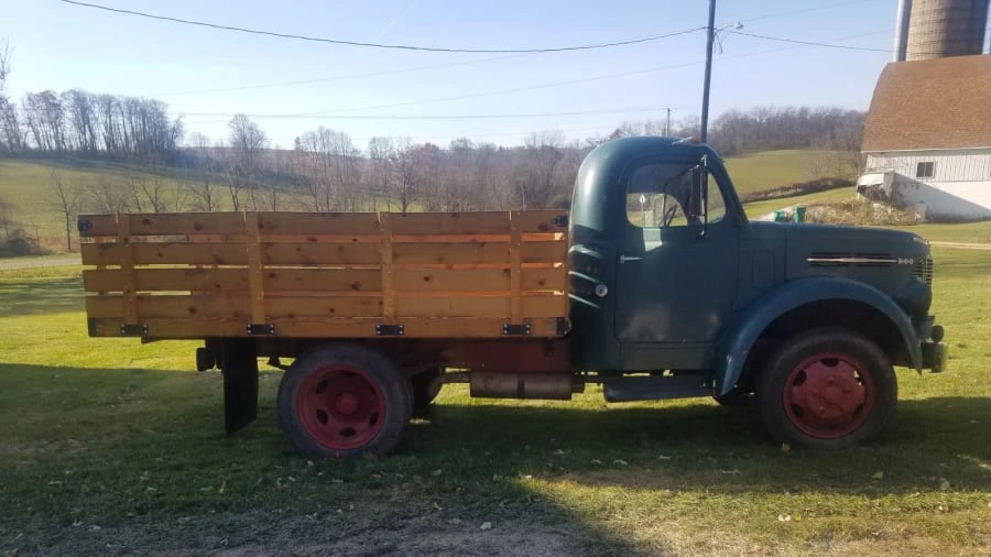 1948 Reo - Image 2 of 5