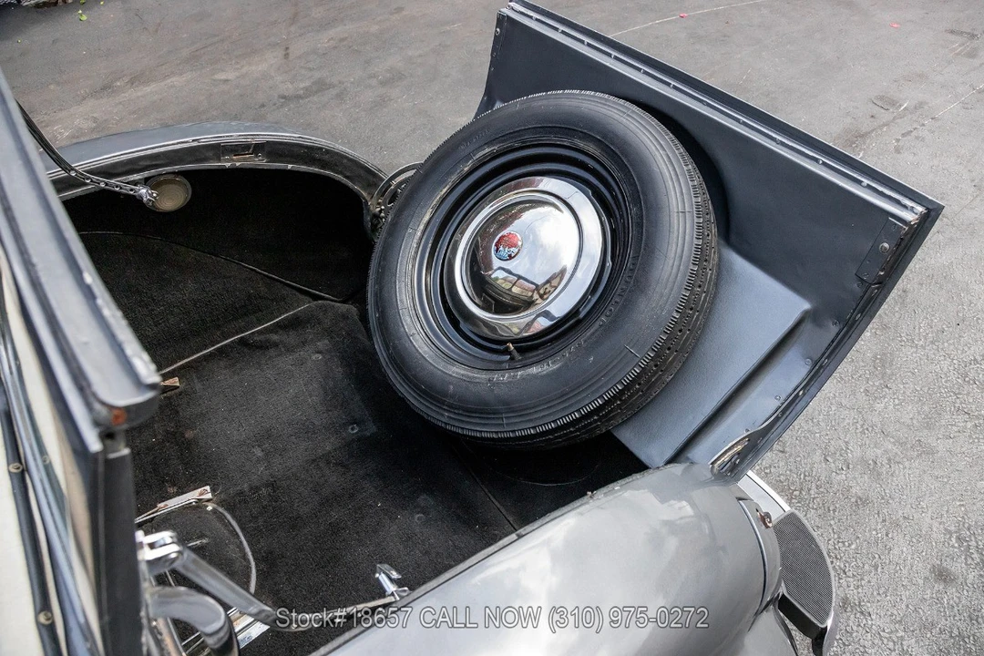 1948 Triumph 1800 Roadster - Image 29 of 31