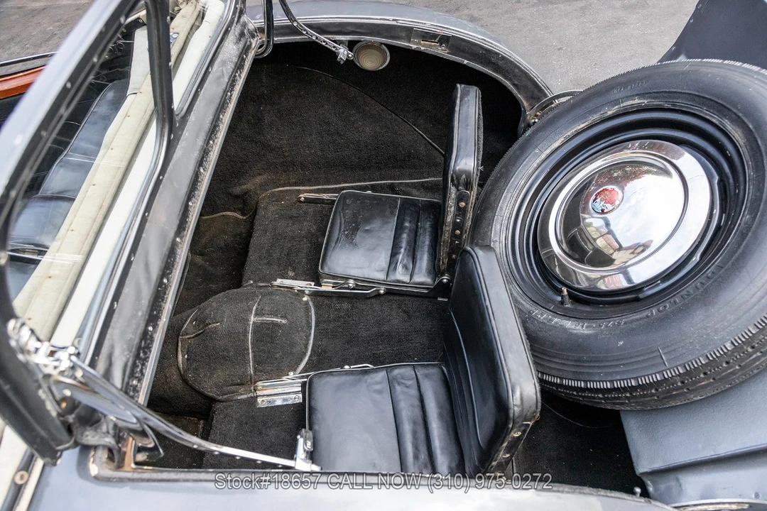 1948 Triumph 1800 Roadster - Image 31 of 31
