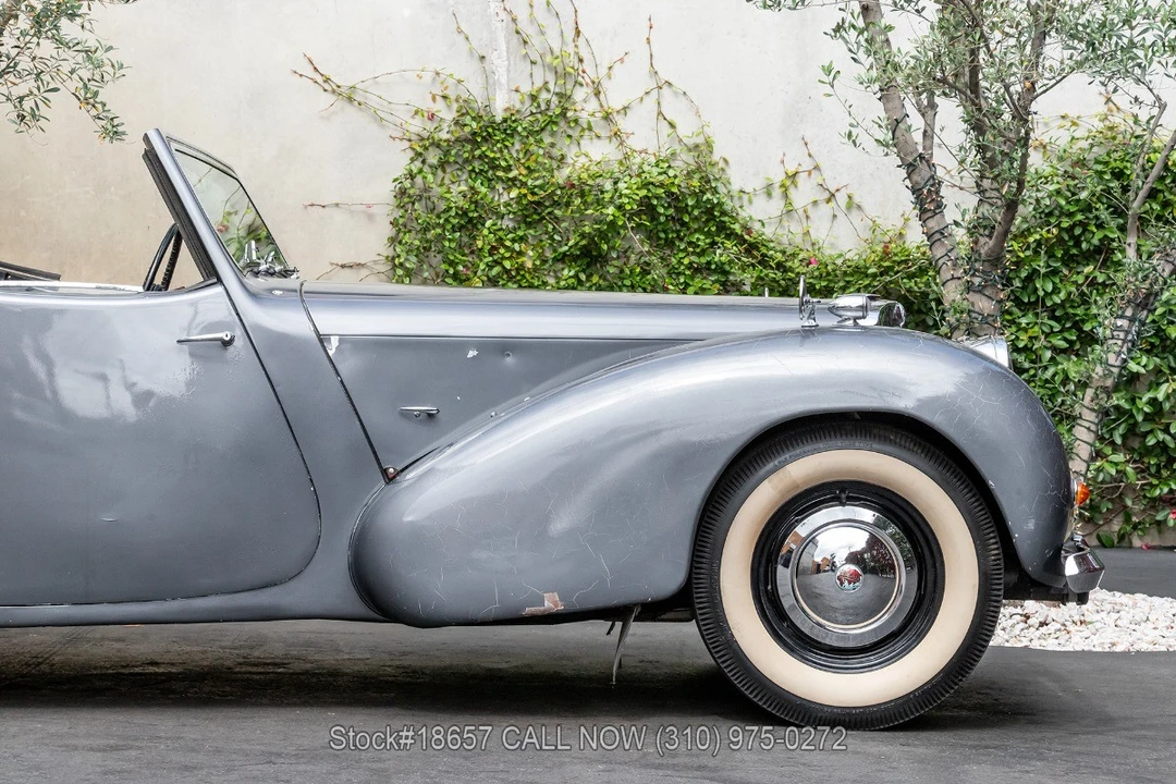 1948 Triumph 1800 Roadster - Image 17 of 31